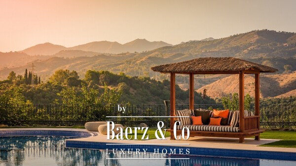 photo 7 Villa - Marbella East - Ref: 7739