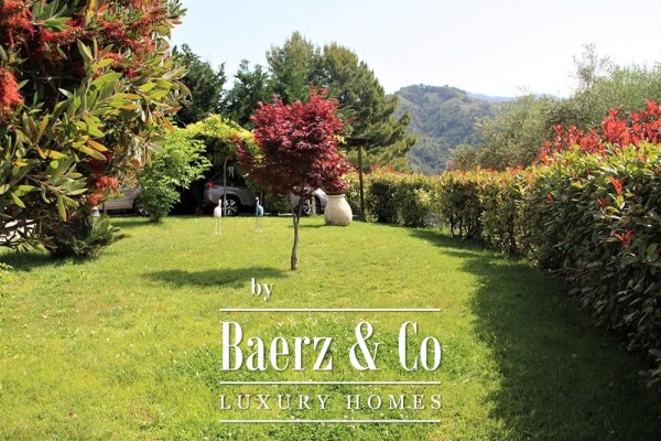 photo 19 Villa for sale 350 m²