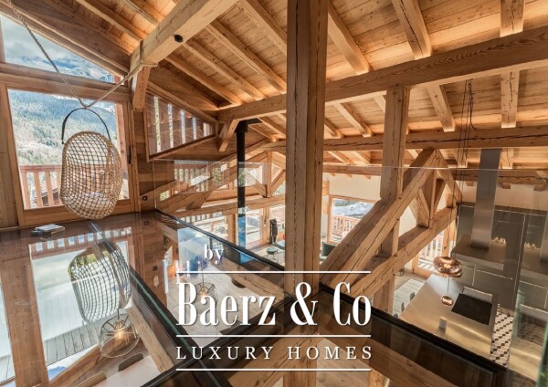 photo 3 New 5 Bedroom Chalet - Ideally Located - Near Village Centre