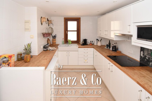 photo 19 Mansion with several Apartments and Pools