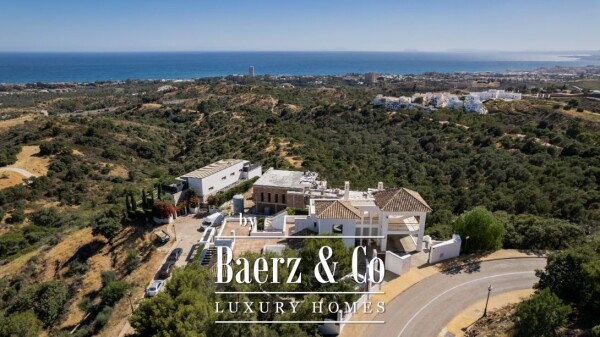 photo 22 Villa - Marbella East - Ref: 8014