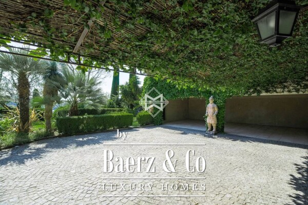 photo 17 Rare - walking distance from the village