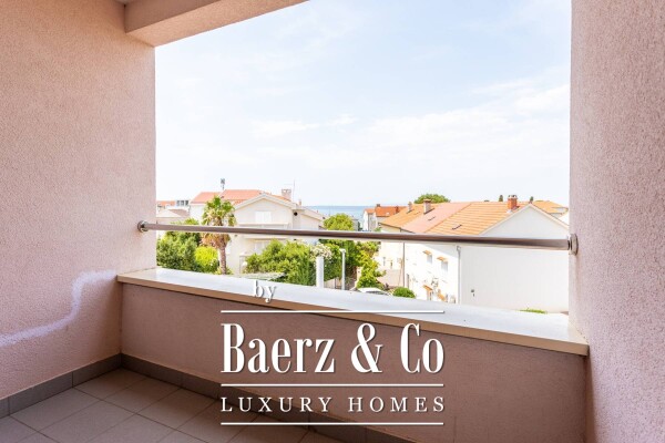 photo 34 Novalja, house with 10 apartments near the center with a sea view