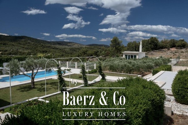 photo 2 Brač, Donji Humac, three charming buildings with a swimming pool on a plot of 1780m2 ​