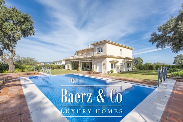 photo 47 Beautiful luxury home in San Roque, San Roque Club