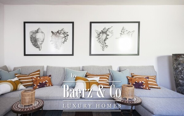 photo 10 Boutique townhouse with stunning views and rental license