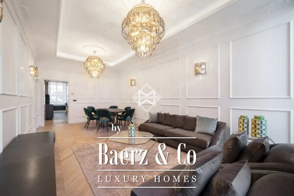 photo 4 Magnificent apartments of 230 square meters in a beautiful Niçois building on the Cours Saleya.