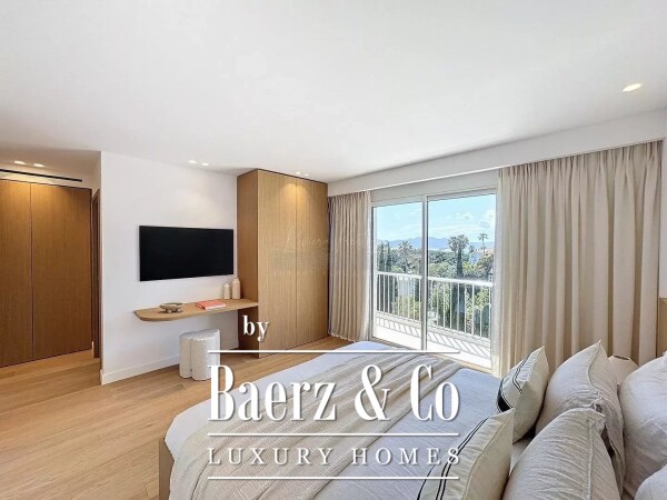 photo 5 La Californie - Panoramic Sea View - 4 Rooms