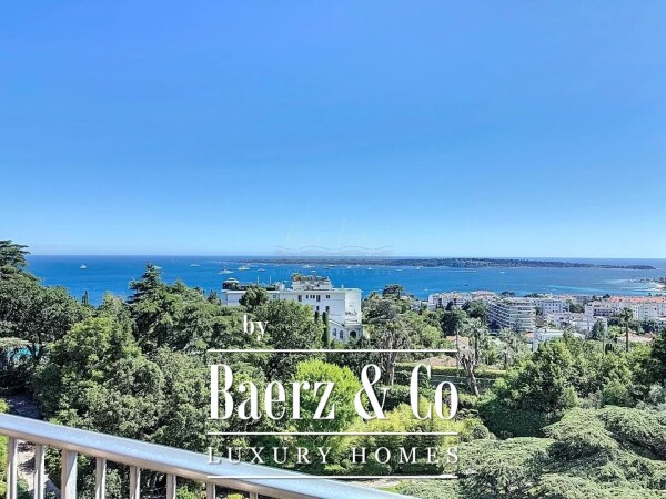 photo 10 La Californie - Panoramic Sea View - 4 Rooms