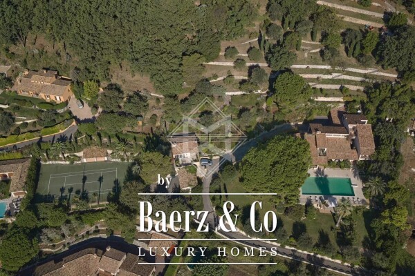 photo 2 Vence - Expansive Estate with Panoramic Sea Views