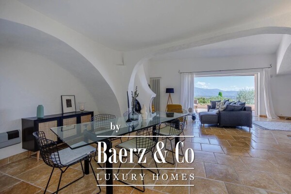 photo 2 Exceptional Villa Designed by Couëlle in the Prestigious Castellaras le Vieux Estate