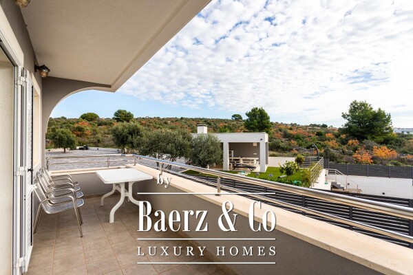 photo 13 Primošten, Beautiful villa with a large swimming pool