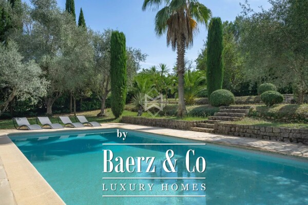 photo 2 Provençal villa in bastide style