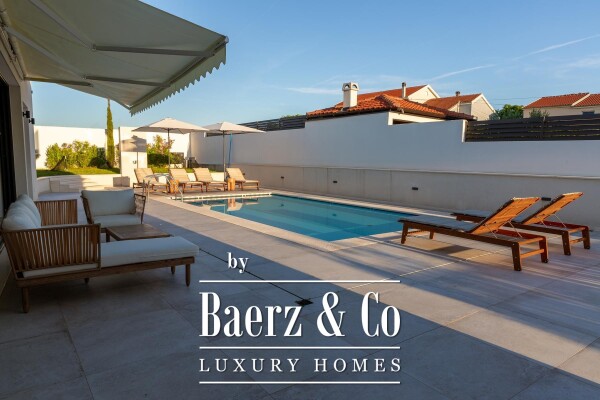 photo 3 Zadar, Vrsi, beautiful holiday home with swimming pool