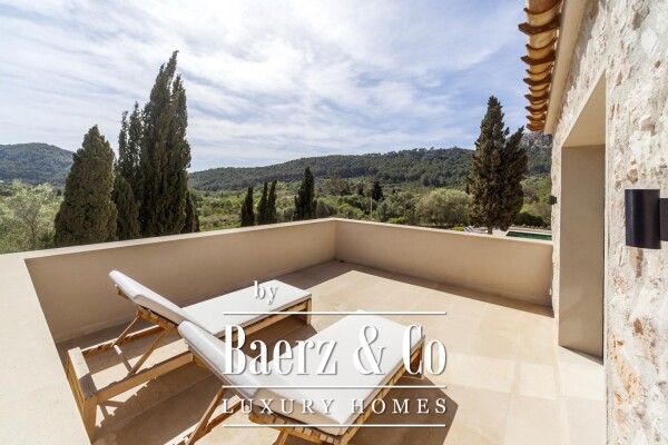 photo 9 Renewed elegance: main house and guest cottage with pool in rural landscape