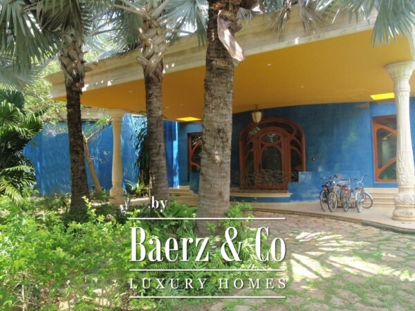 photo 16 A piece of art in the city.  A private enclave in premium neighborhood