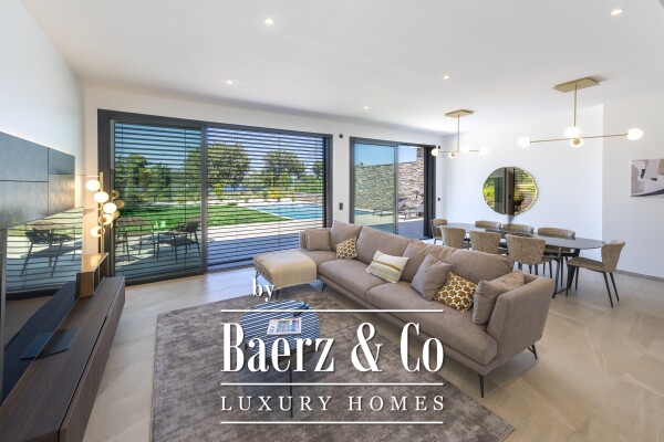 photo 3 Villa Gassin - Beach by feet and 5 min St Tropez