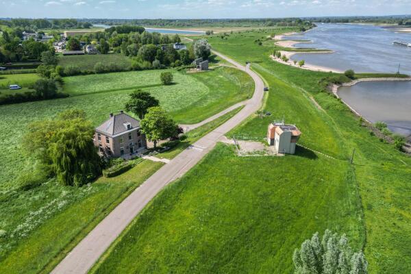 photo 82 Rijndijk 28