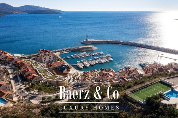 photo 2 Apartment for Sale in Tivat Muncicipality with a Seaview