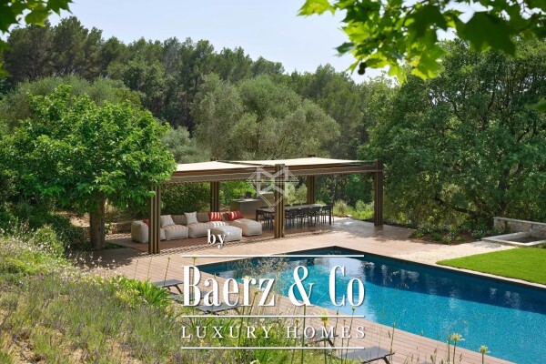 photo 2 Superb estate with panoramic view