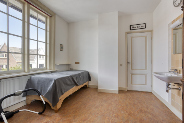 photo 43 Emmastraat 120