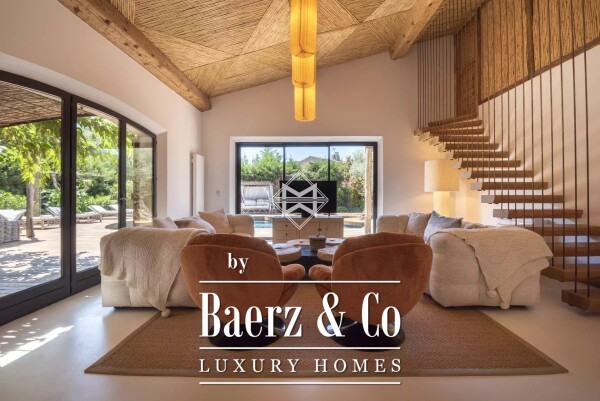 photo 7 Charming villa in a private Estate