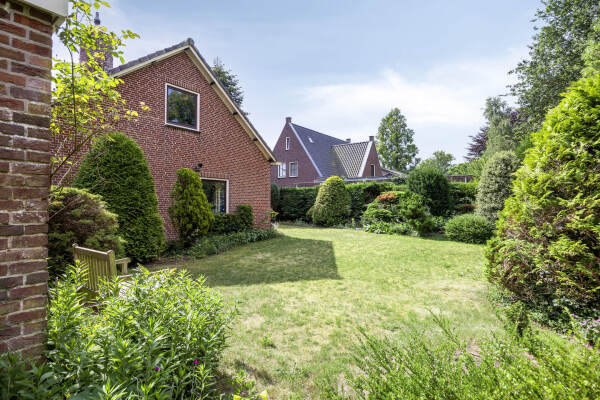 photo 24 Van de Veldelaan 966