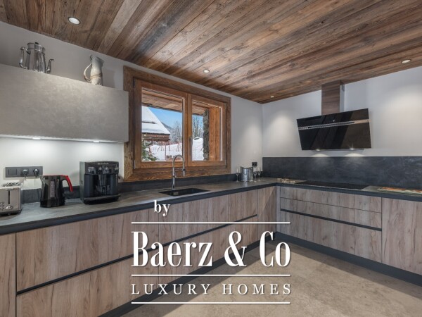 photo 2 4 bedrooms chalet with a view of La Saulire, nearly ski slopes