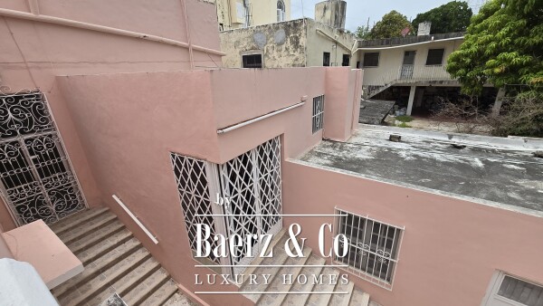 photo 16 Street 60 #375 x 43 y 41 centro 375