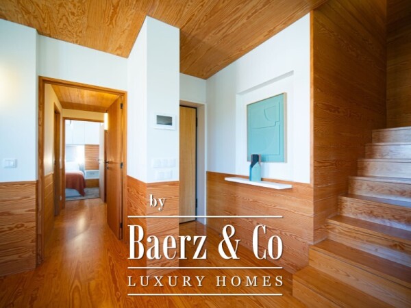 photo 9 Fully Renovated & Exclusive building