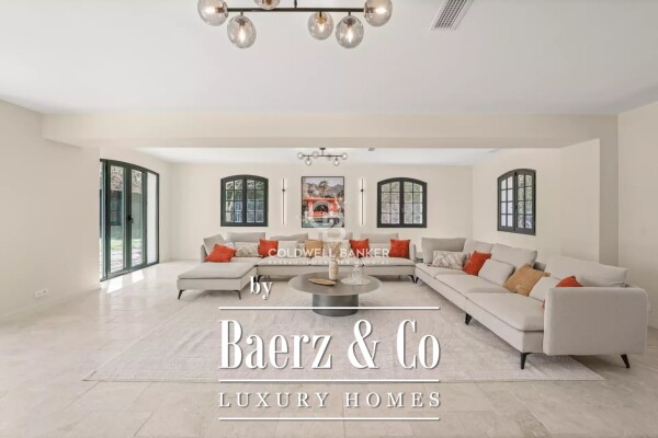 photo 5 Castellaras and absolute quiet, renovated Florentine villa