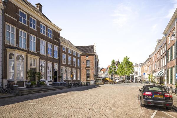 photo 51 Zaadmarkt 93