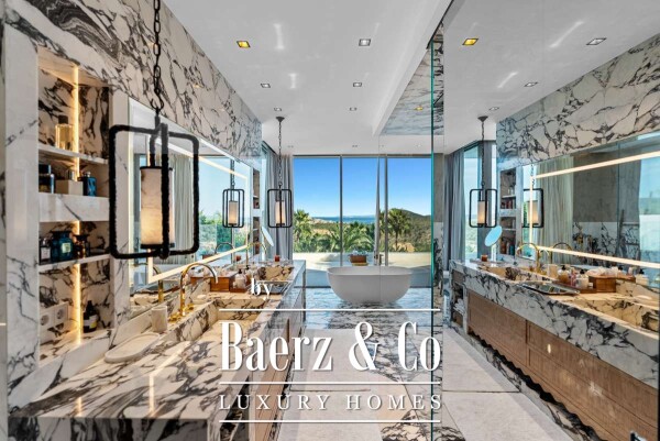 photo 17 Beautiful luxury home in Vista Alegre, Vista Alegre