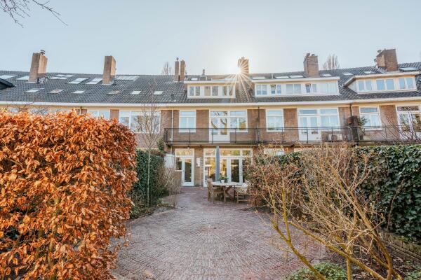 photo 4 Diepenbrockstraat 18