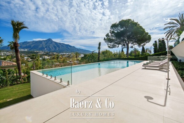 photo 13 Villa - Nueva Andalucia - Marbella - Ref: 8719
